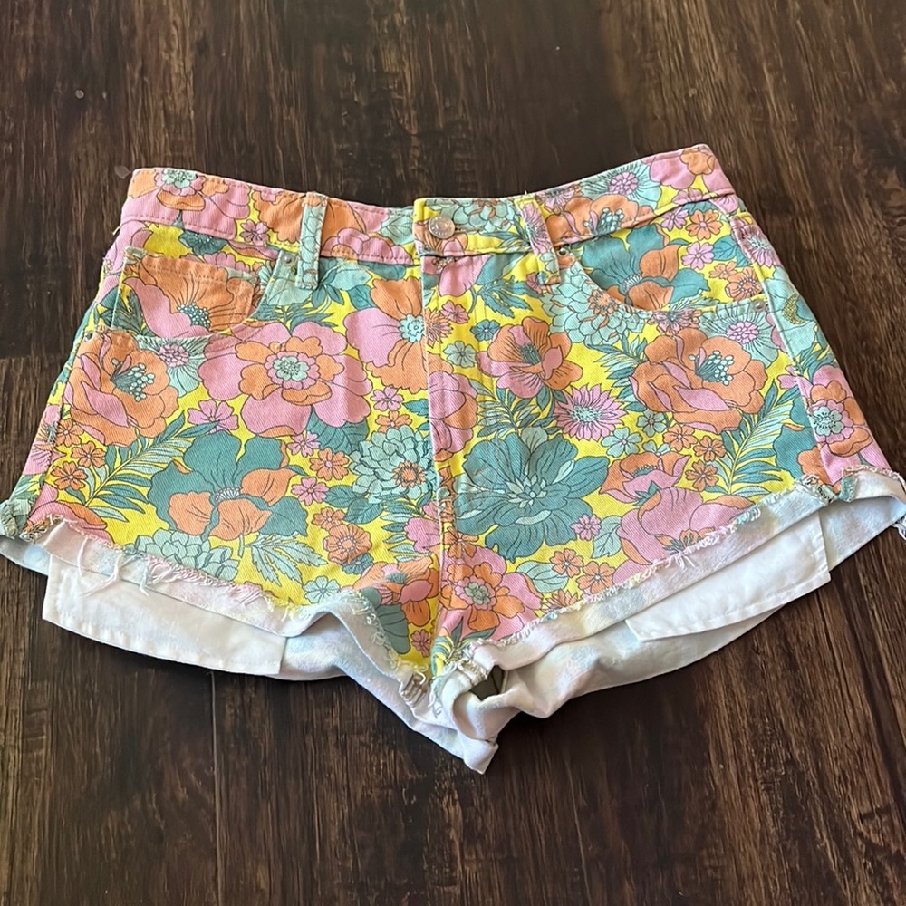 Women’s jean shorts